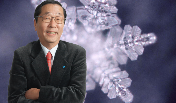 Suya Sözler Fısıldayan Adam: Masaru Emoto