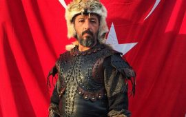 Doğması Gereken Zamandan 10 Asır Sonra Doğan Sanatçı: Yılmaz Akpınar